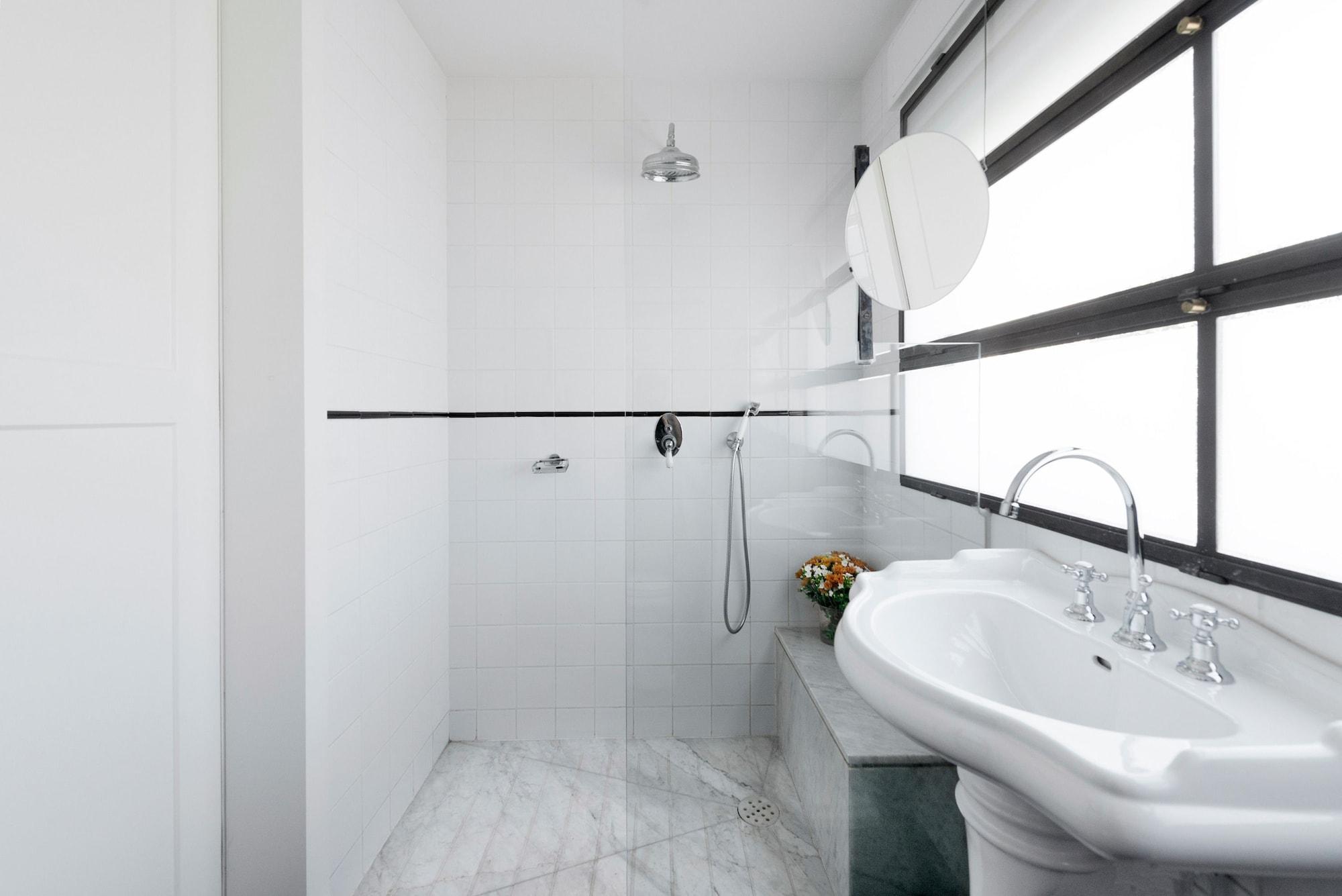 Lily & Bloom Boutique Hotel Tel Aviv Buitenkant foto
